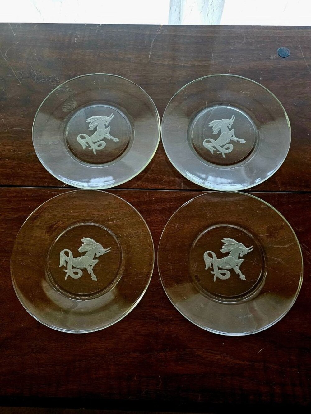 Hoya Crystal Capricorn Plate Set Vintage Glass Zodiac Decor Intaglio Carved Dess